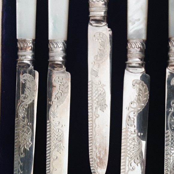 English mother of pearl dessert set boxed - Picture 3 of 4